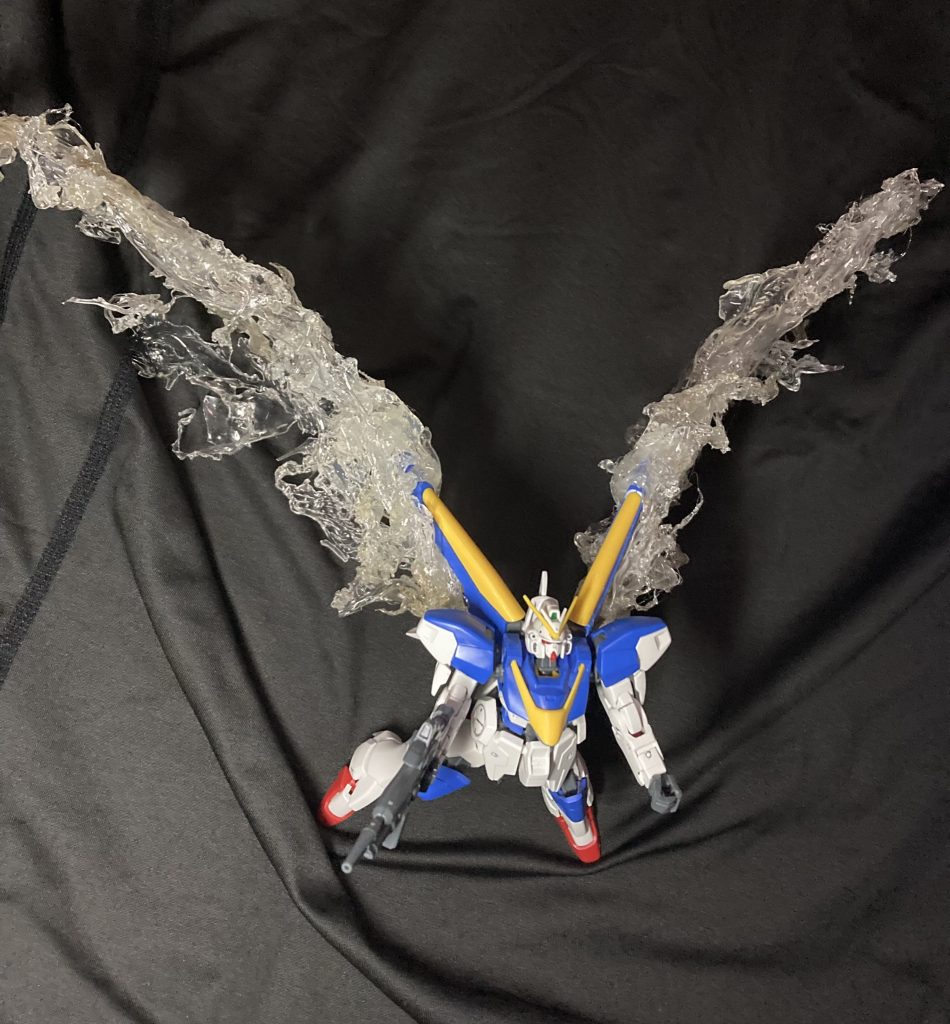 塗装前、正面から見た際に大きな『Ｖ』の字になる様にしたかったです。