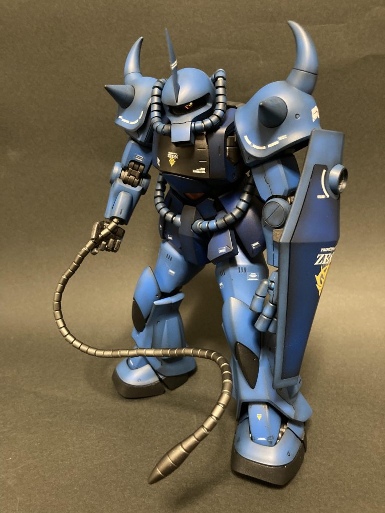 黒立ち上げで、グラデーション塗装しています。加減が難しい。。