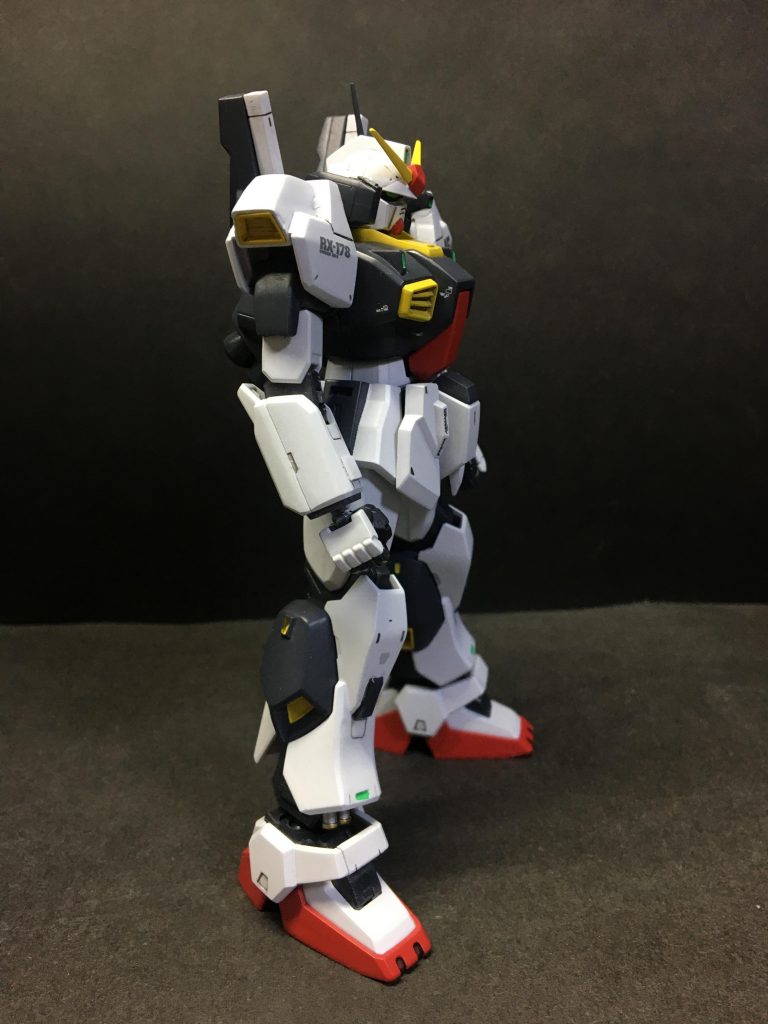 因みにマニュピレータはサンダーボルト系のマニュピレータを採用。平手はrevive版ガンダムの平手とミキシングしてます^ ^