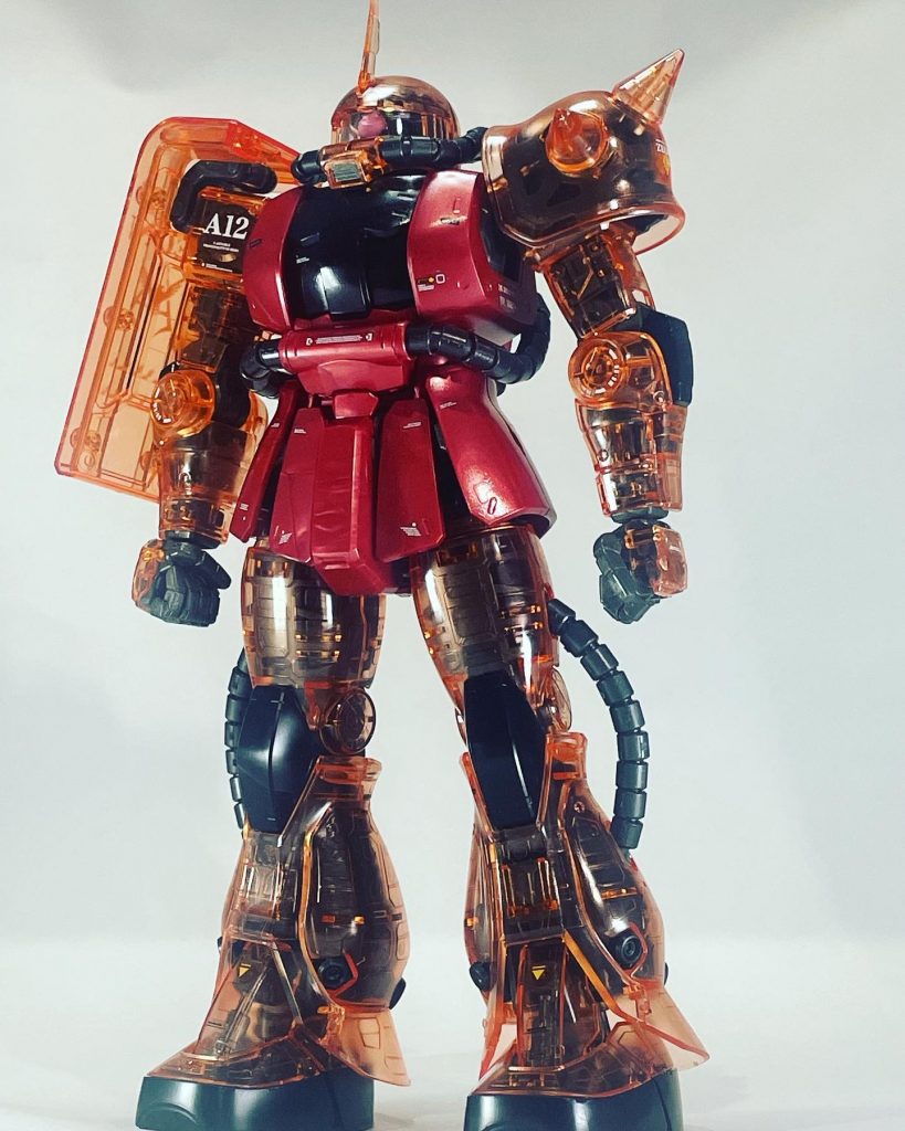 はじめてのクリアキットなので特別塗装はせず、素材を活かせるよう切り口だけは気をつけました。デカールも水転写デカールを使用。最後にトップコートで仕上げました。