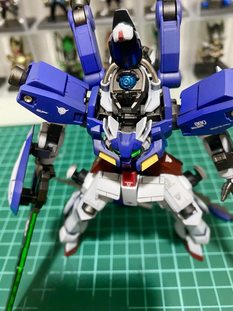 頭部を開けるとグレイスの名残が見えます！