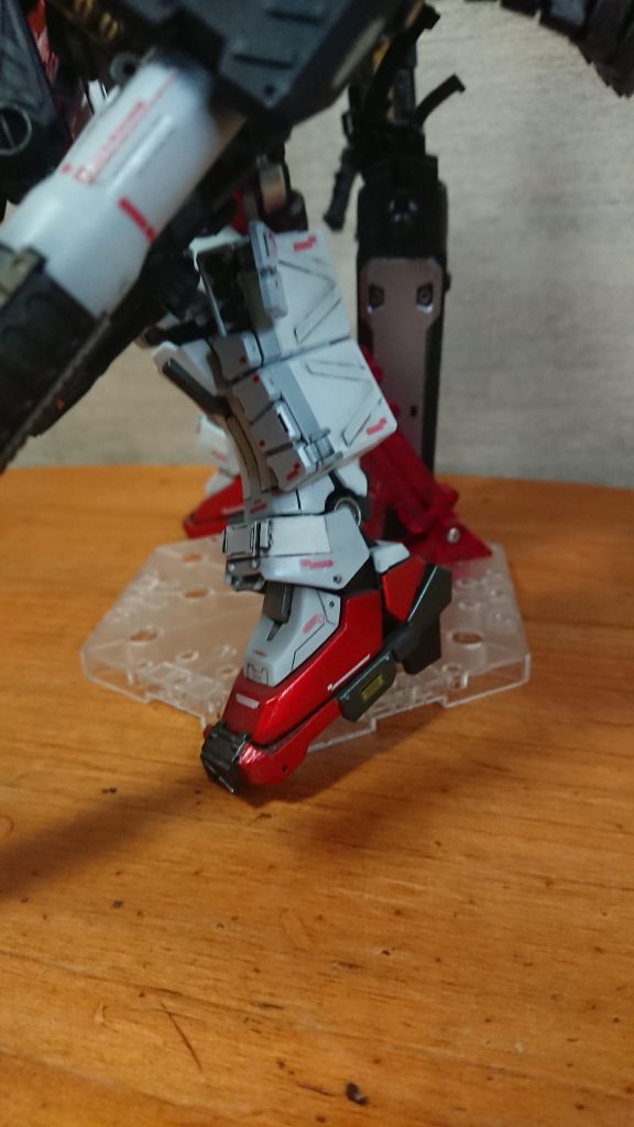 足はブーツみたいに厚ぞこ