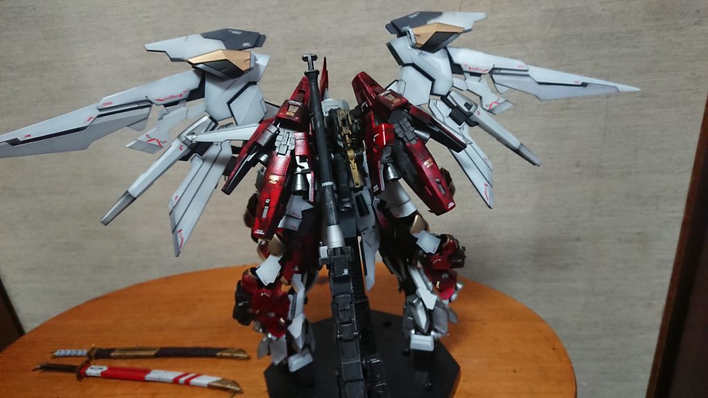 羽はフェニーチェナーシタで一応全体見たとき蝶々をイメージ😅