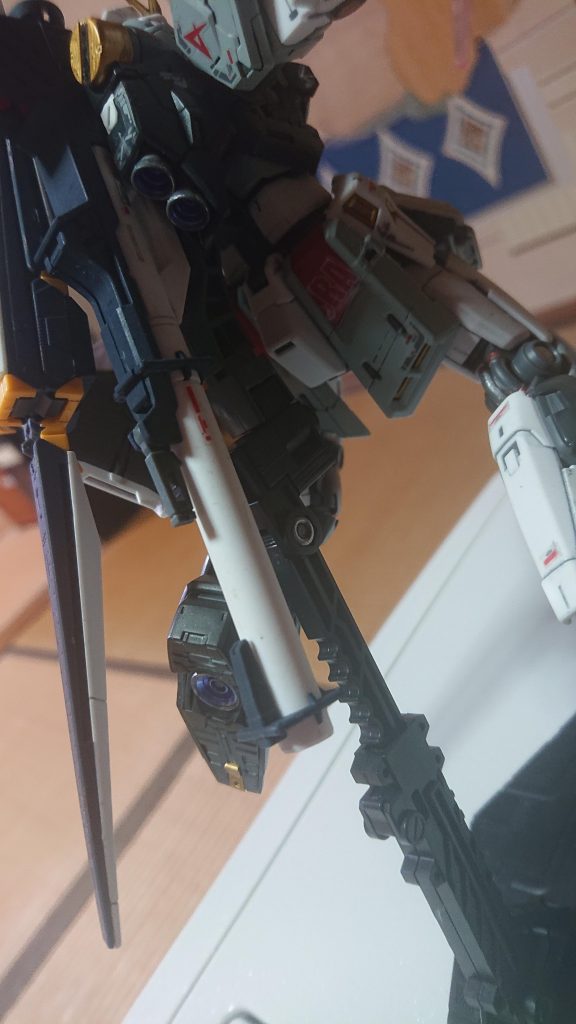 ランドセルのバーニアも足裏バーニアと同様光の加減でわかりにくいですね(^_^;)