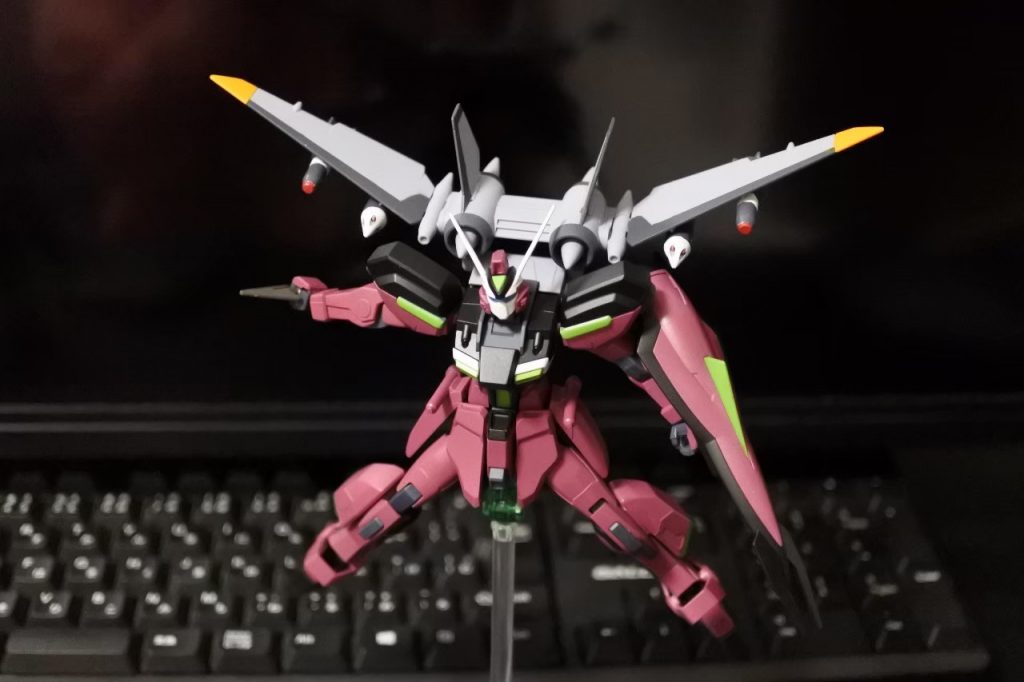 フリーダムにスティレットを投擲する直前この機体が1番輝いていた瞬間かもしれません…