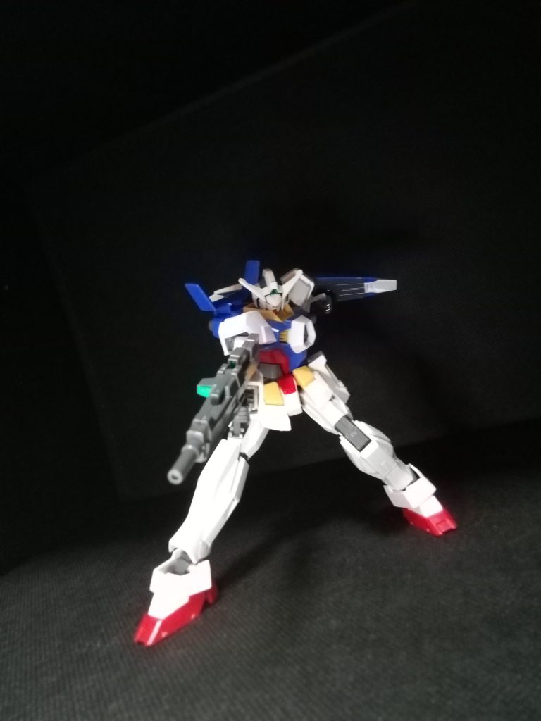 ドッズライフル構えて。今回は(いつもだけど)写真がショボいんで他にほしいショットがあったらコメントで教えてください。あと「いいね」と「フォロー」よろしくお願いします🙇‍♂️⤵️