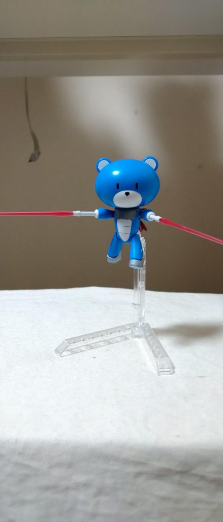 ビームサーベル持たせてみた。