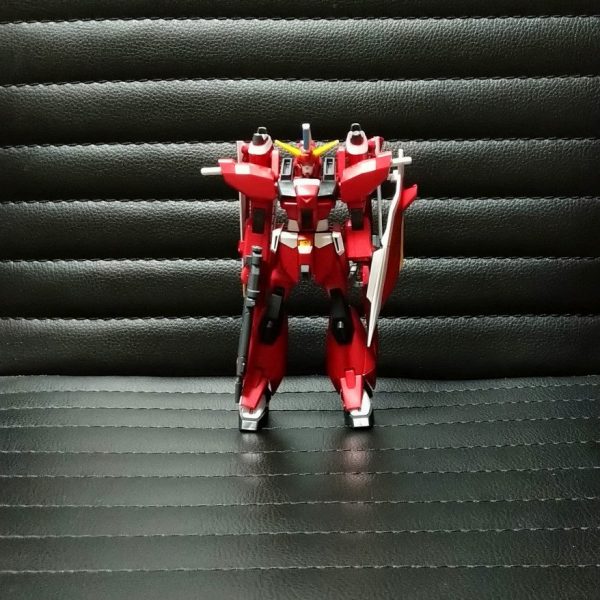 セイバーガンダム