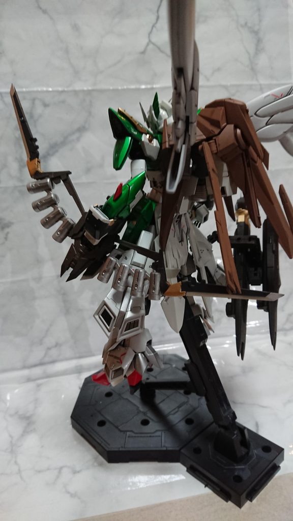 拡散弓を装備してます