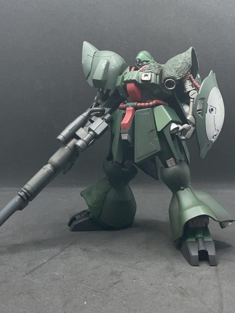 なるべくアシンメトリーになるように作りました。なるべくヤクトドーガから離れようと思って作りました。