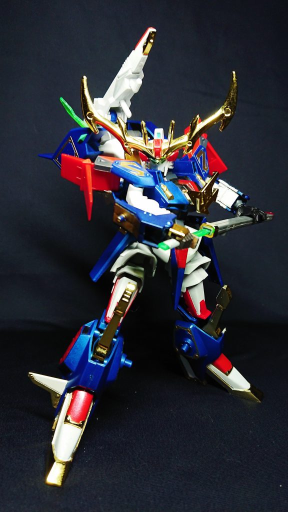 腕や腰間接の追加により抜刀ポーズも可能に。できると思わなかったので股関節を入れてもよかったかも。