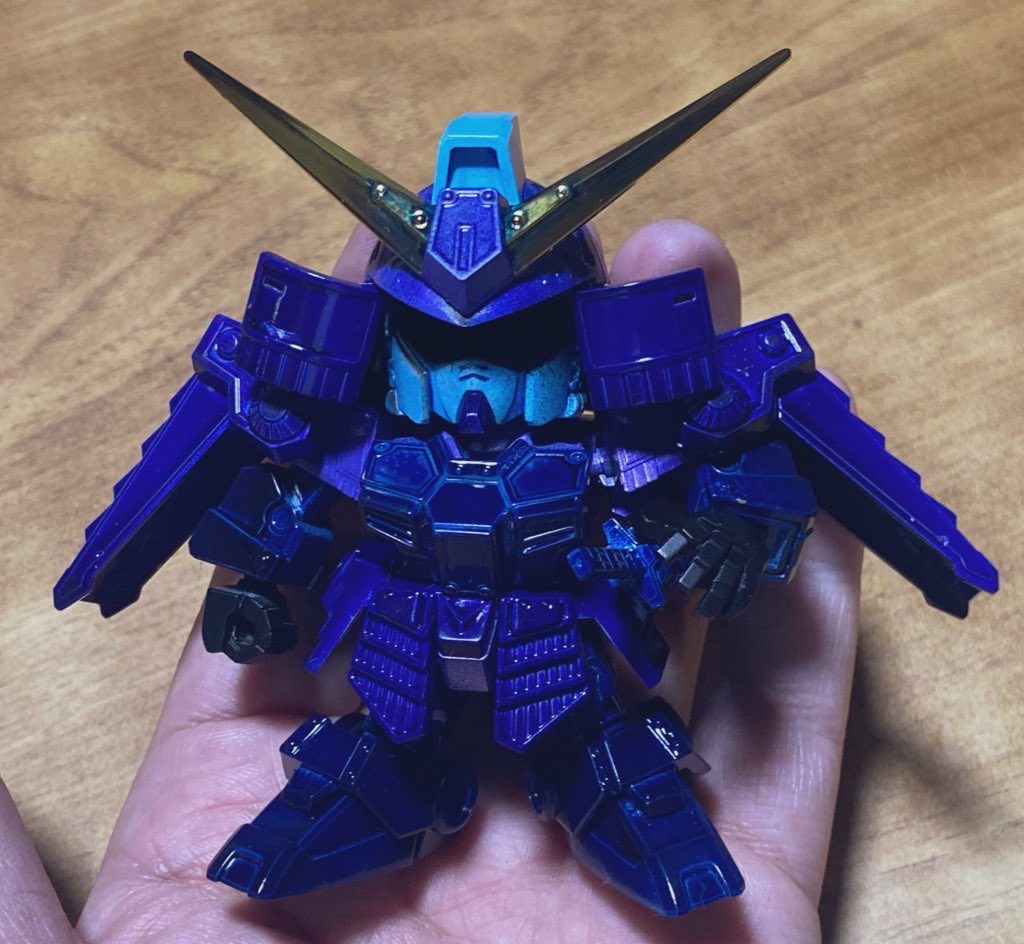 最初の青塗装。