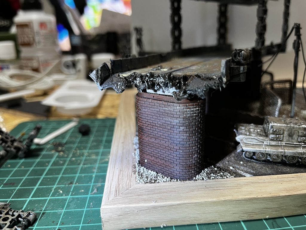 橋脚はNゲージのものを中古で買ってきて使ってます。お陰でレンガのこのパーツ、腐るほど余ってるので、今後の作品にも登場するかも。