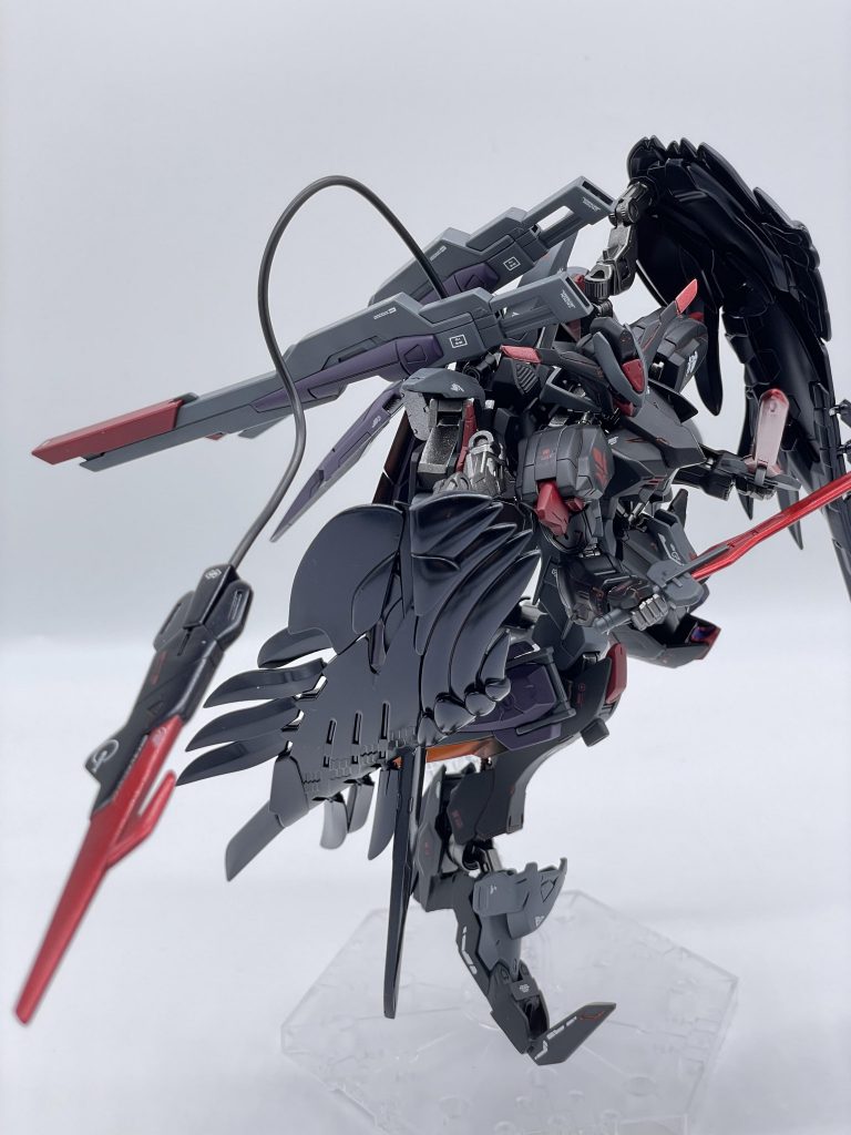 テイルブレードはリード線で射出可能です