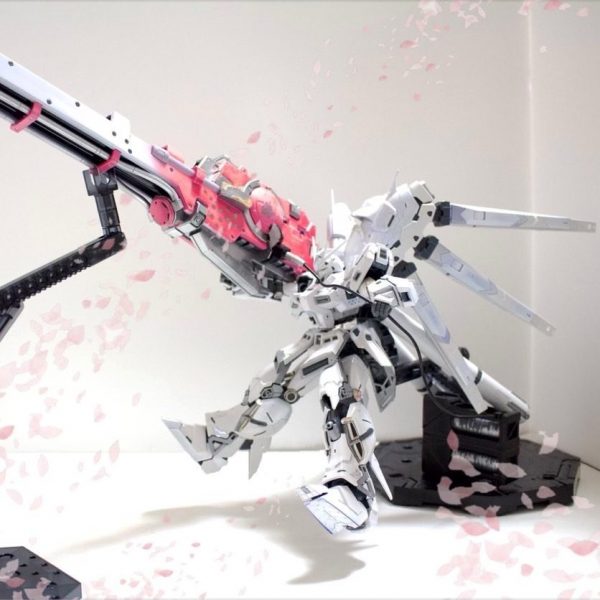 Hi-νガンダム　袖白雪　チタニウムフィニッシュ