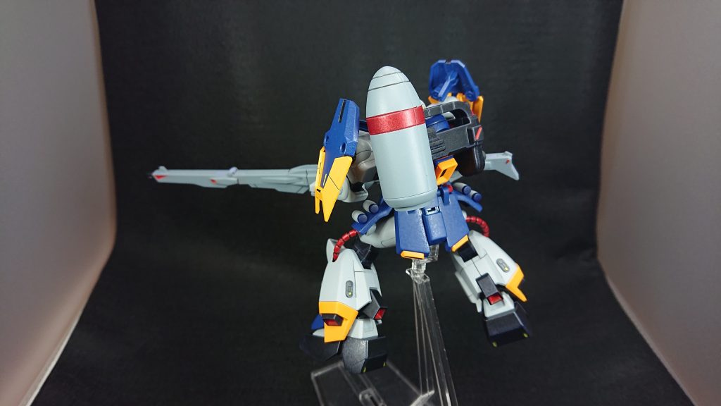 使用した塗料タミヤカラースプレー・ブルー・ヘイズグレイ・マイカレッド・ブリリアントオレンジ・ダークマイカブルーMr.カラースプレー・明灰白色(三菱系)ガンダムカラースプレー・MSグレー連邦系