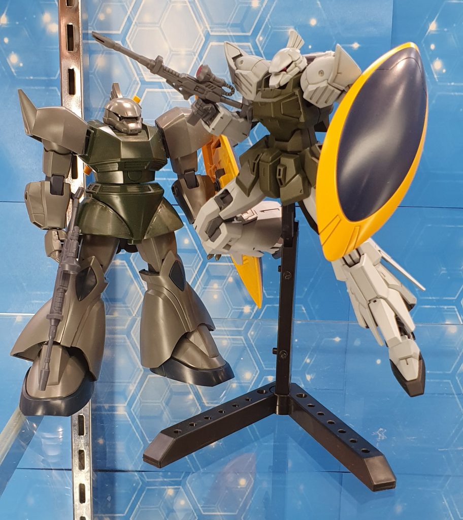 HGUCゲルググとの比較用