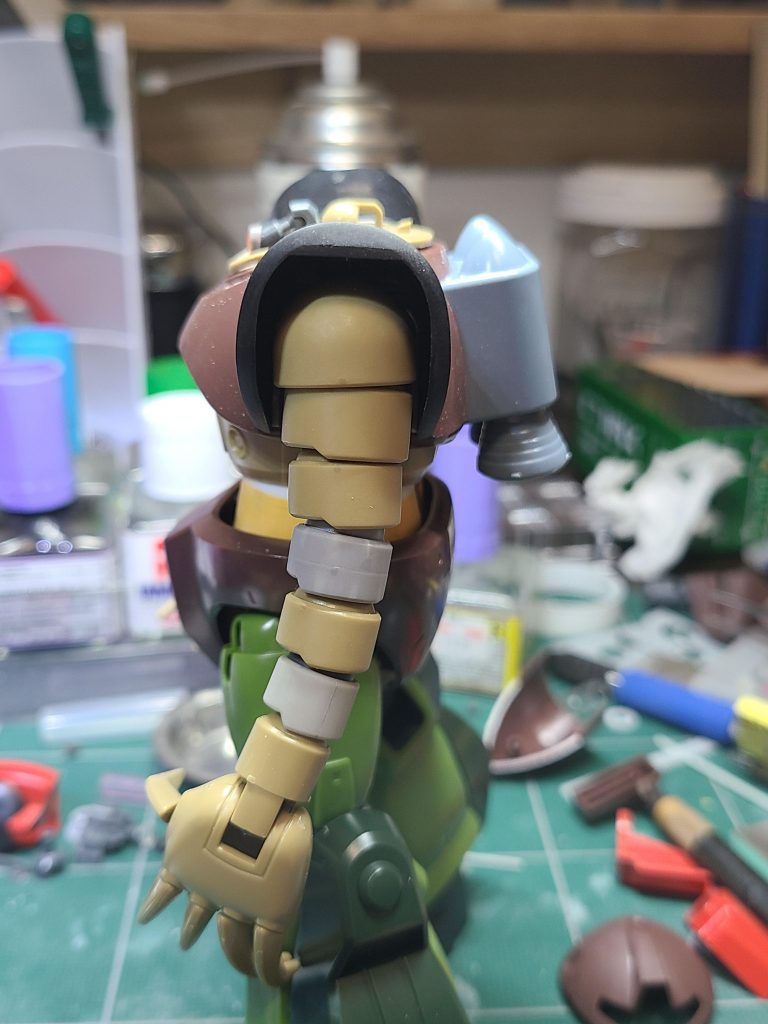 左腕の延長工作完了状態です。