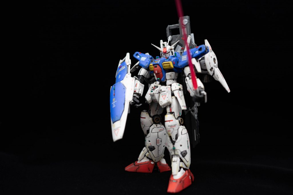 ちょっと物足りなかったので、背中にロングライフルを追加で背負わせてみました。ただ固定とかまだわからないので、肩にのっけただけw動かすと落ちますorz