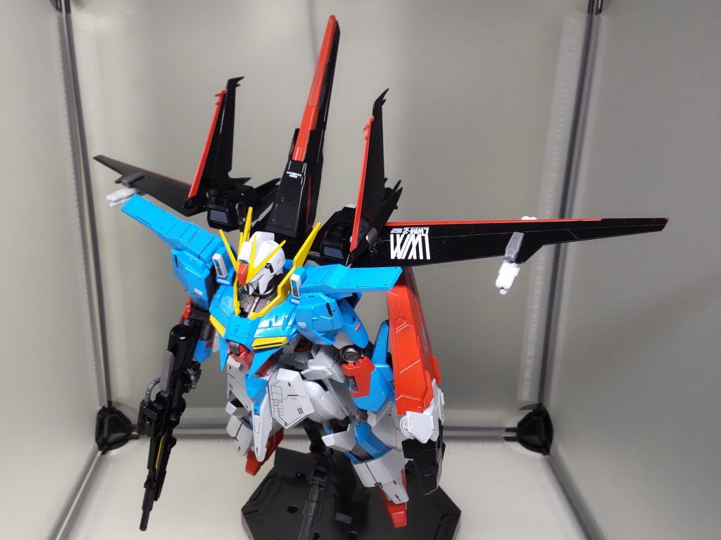 こういう大気圏内飛行モードっぽい妄想が一番お気に入りのポーズです(笑)