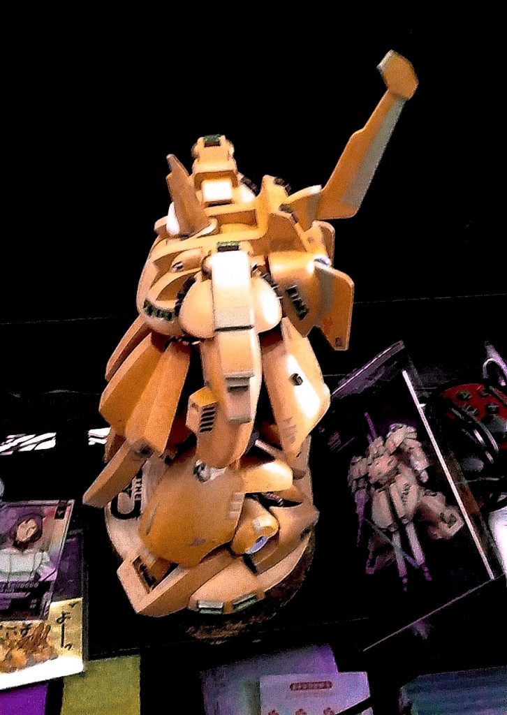 仕事の合間を取っての久しぶりのキット制作で疲れました。でもまだまだチャレンジしたいですね。