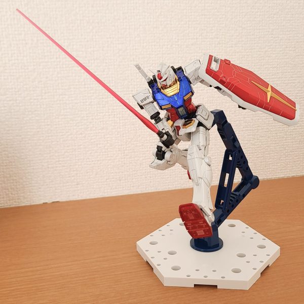 HG 横浜ガンダム チタニウムフィニッシュ