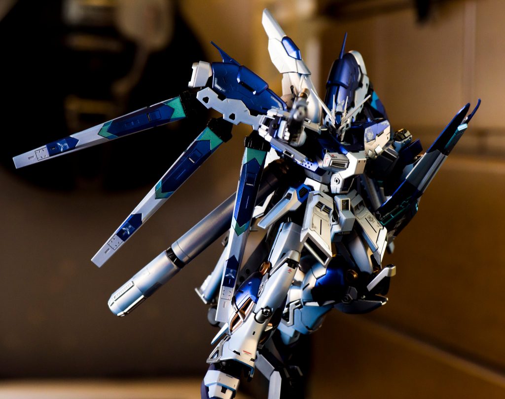 Hi-νガンダム–3枚目/制作者：澪