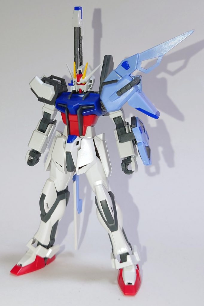 ソードストライク状態の正面。(ランチャー同様これ以降のストライク本体はHGCE+EG。)