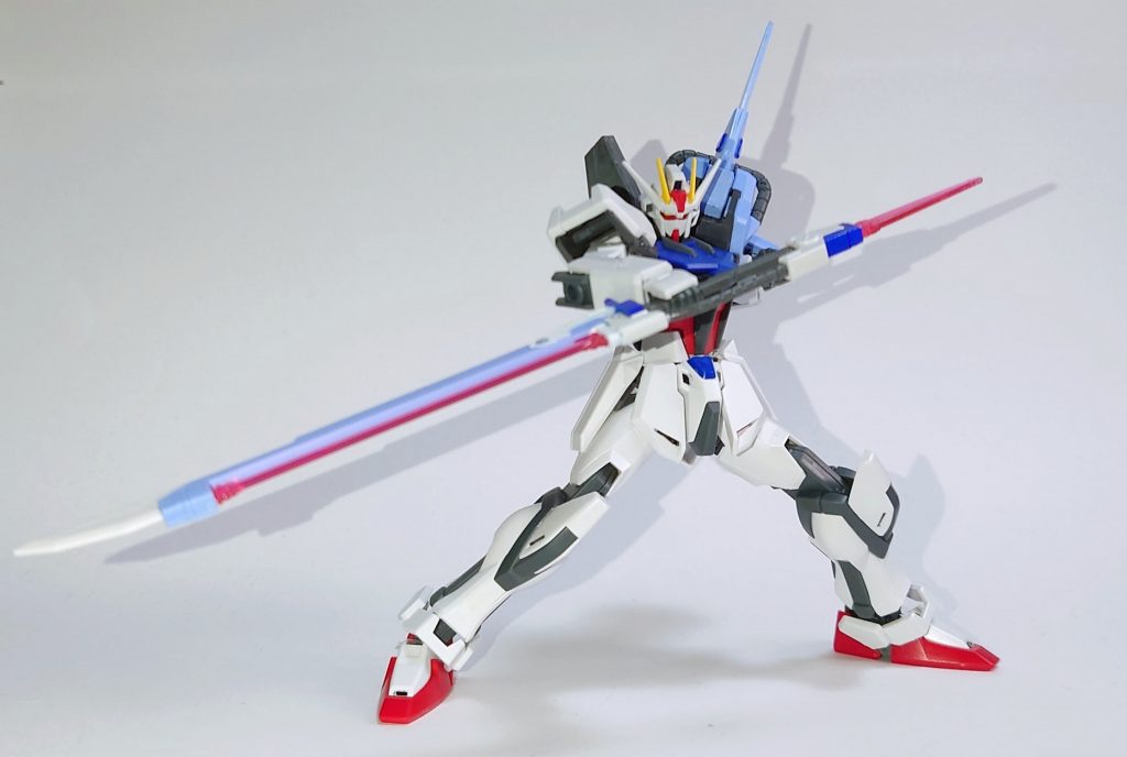 シュベルトゲベールはEGの手首だと固定ができるから片手持ちも余裕。