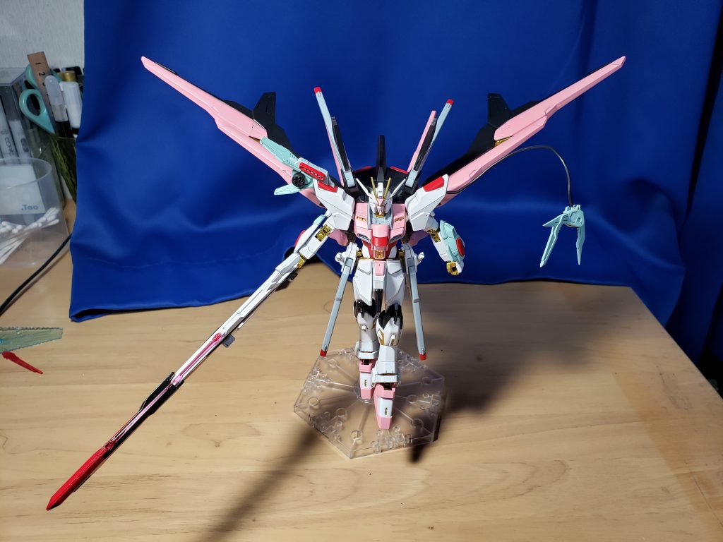 さぁ皆さんお待ちかねかと思いますが、これはストライクフリーダム。ドラグーンも外せます!