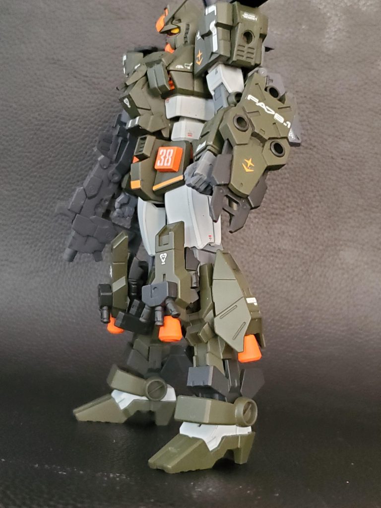 膝下は置き換え。アンクルガードのみEG使用。