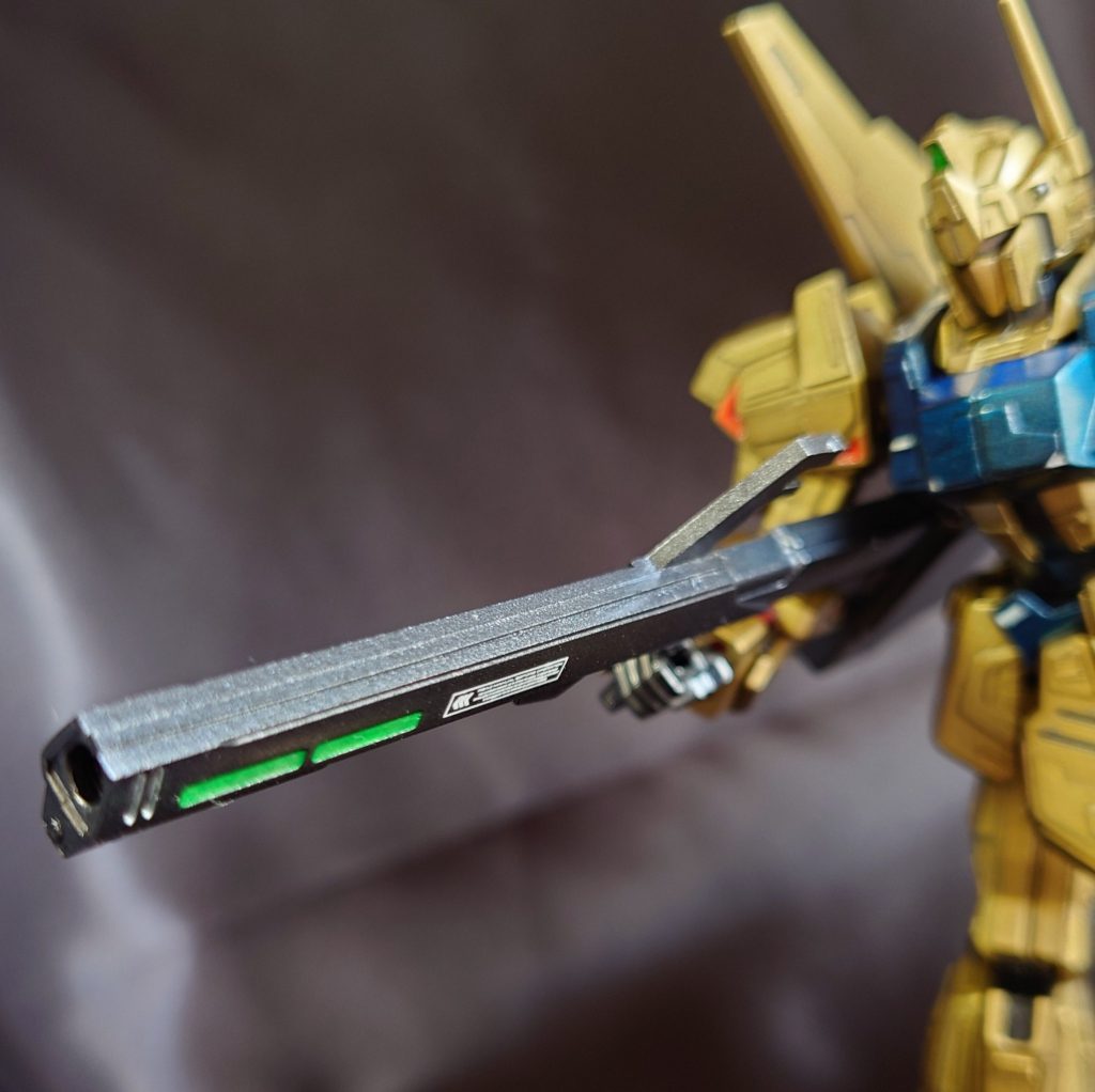 クレイバズーカで新技術!?段落ちモールドならぬ「段上げモールド」0.3mmプラ板を1ミリ幅で細長く切って合わせ目を隠すように貼り付けただけ(笑)