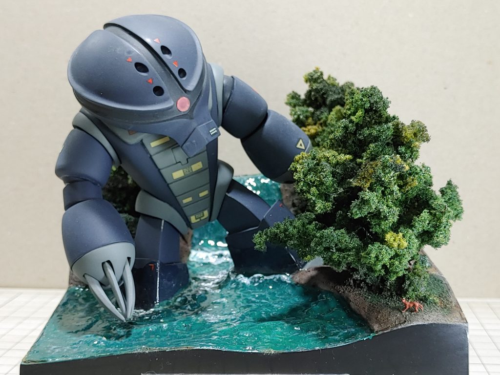 2002年作成・2022年1月撮影旧キット　1/144アッガイ