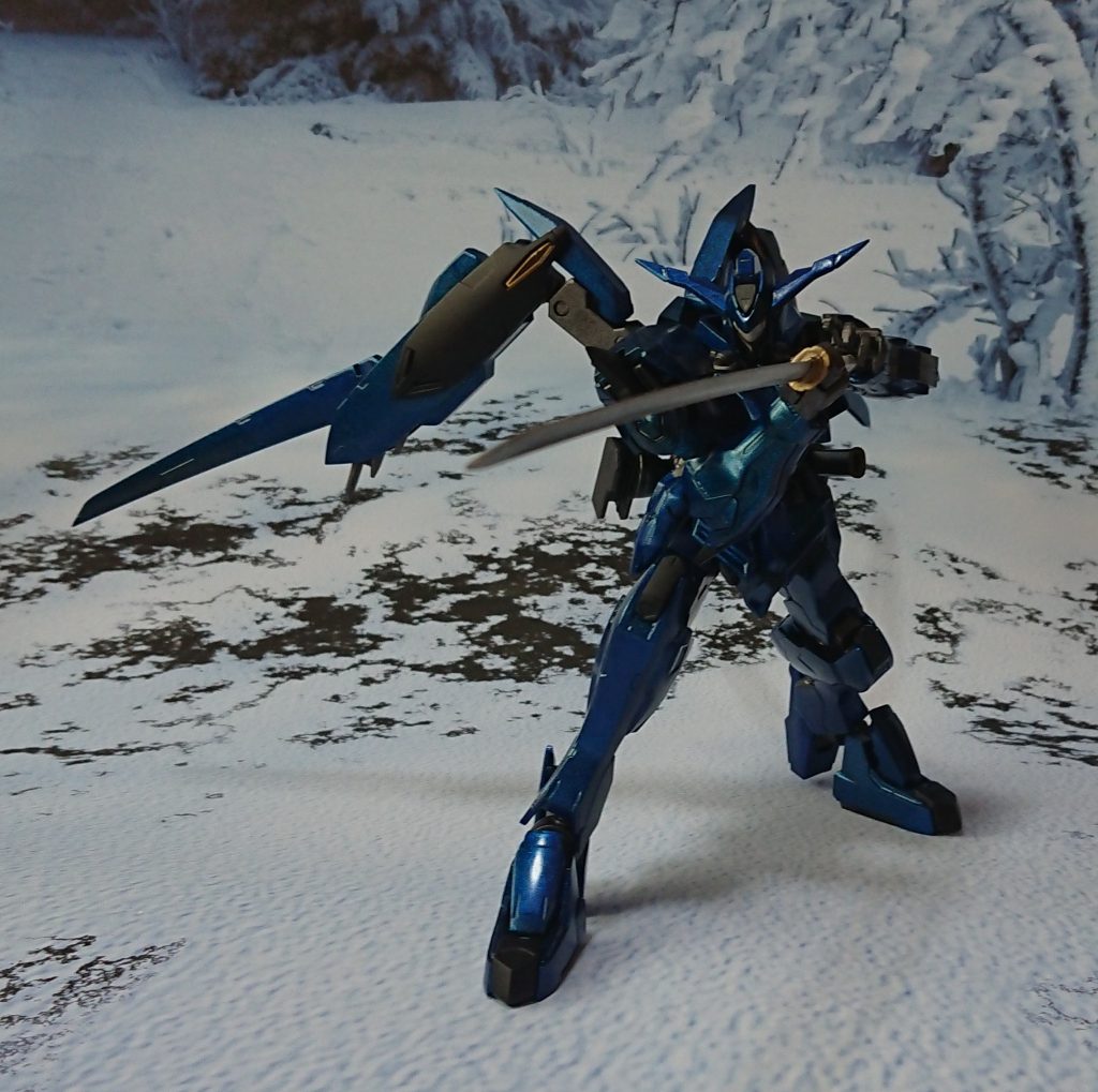 閻魔刀を構える。