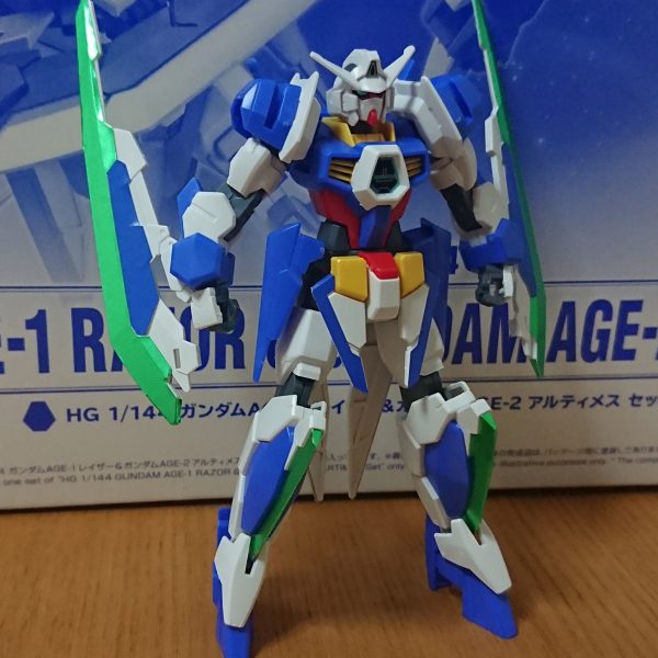 ガンダムAGE-1 レイザー