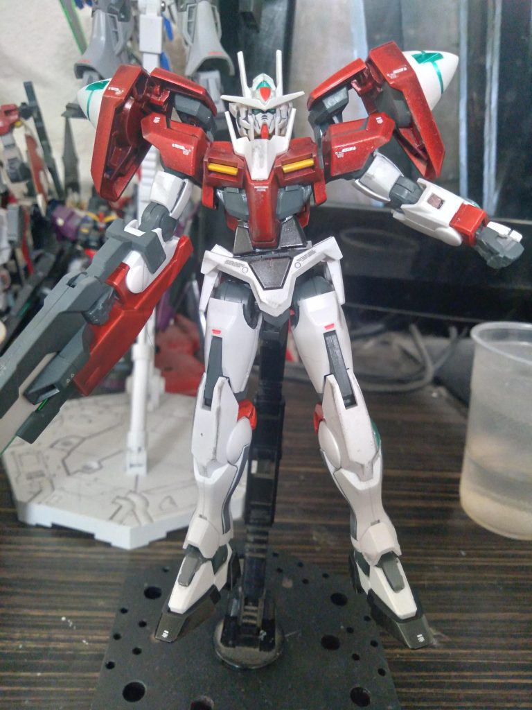 HG 00 Raiser (inspection colors)–3枚目/制作者：GunplaGuy