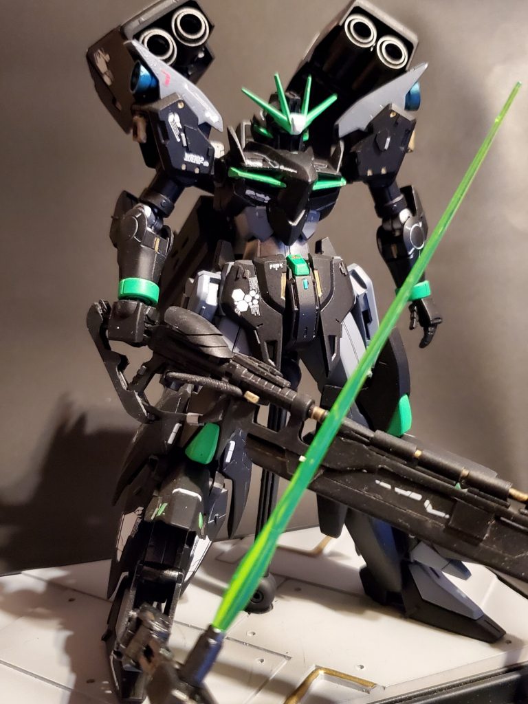 憧れの らいなーマンさんのカラーが めちゃくちゃかっこよくて 足元にも及びませんがマネをしようと思いました。 