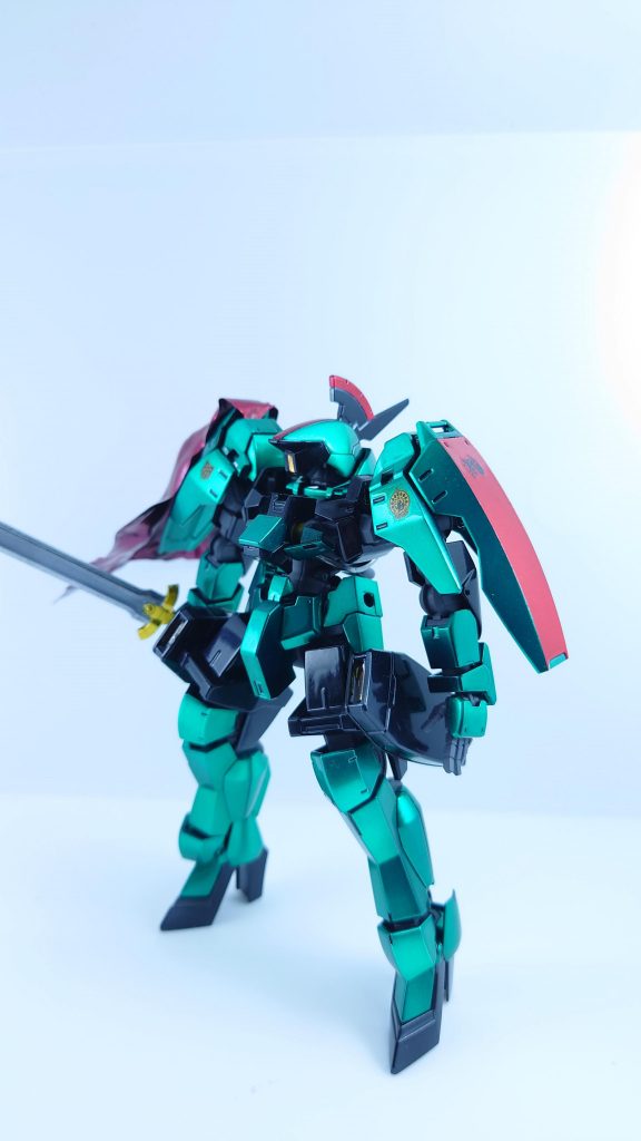 ナイトソードは刀身部分はスターブライトシルバーにGXクリアブラックでエナメルのクロームシルバーを吹いて刃部分を残して拭き取っています。