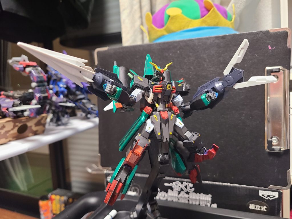たまたま手に入れたサタニクスウェポンを持たせてみた。デカイドリル、デカイハサミなんてウッキウキしますわね!