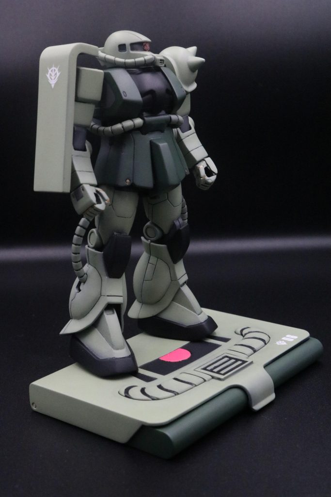 FG量産型ザク（台座付き）–2枚目/制作者：ヒロハル