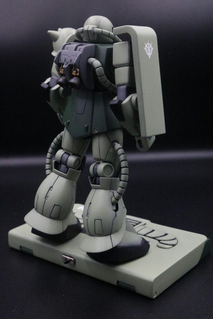 FG量産型ザク（台座付き）–3枚目/制作者：ヒロハル