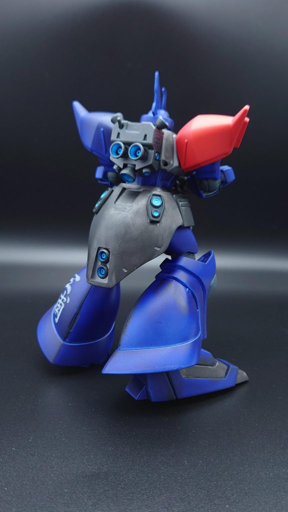 バーニアの内側は、ガンダムマーカー　ガンダムメタブルーを使用。