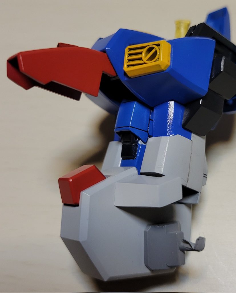 腹部は付属のGコアを改造しています