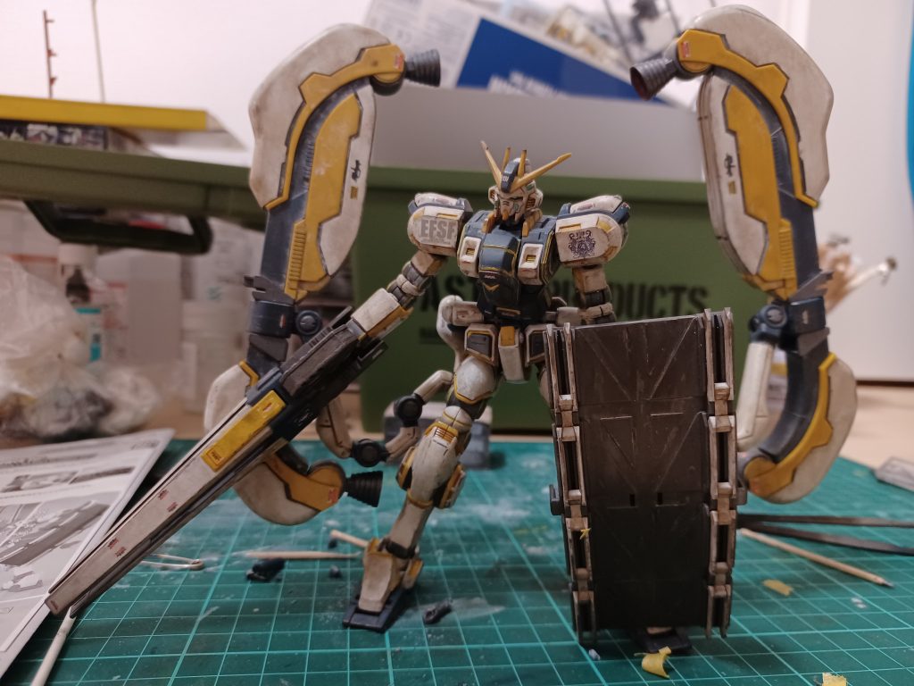 サブレッグやレールガンがあるお陰で随分とボリュームアップして造形的にも申し分のないカッコよさだと思う♥️