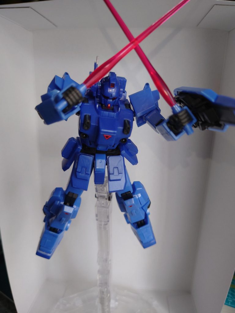 襲いかかるブルーディスティニー