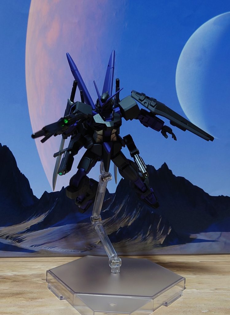 71式ビームライフルのセンサーには、市販のレンズパーツを使用してディティールアップ。