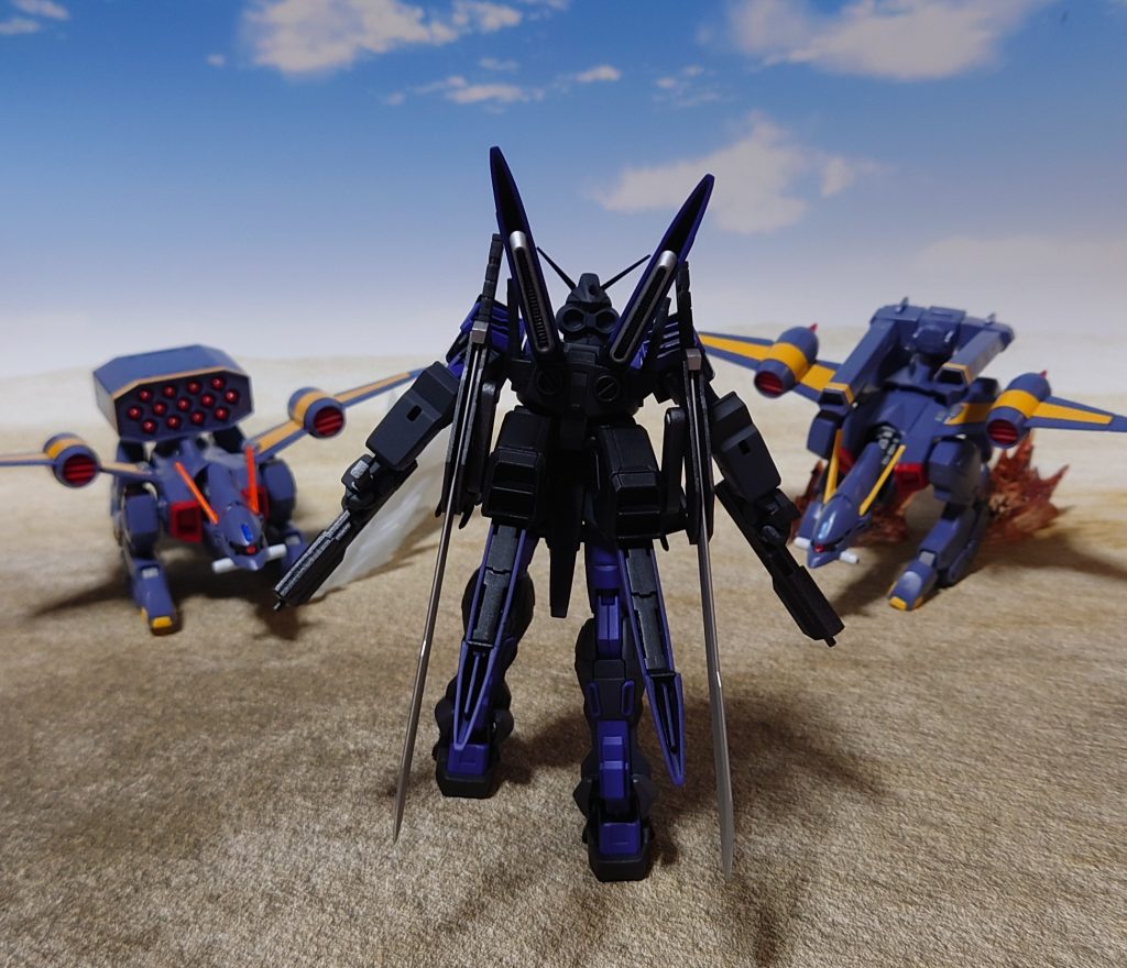 境○戦機のキットから、ニ丁拳銃を流用。