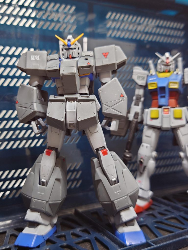 胴体周り以外は大幅に変更していないので、四肢のチョバム・アーマーはそのまま装着可能。胴体周りはスレ対策の為に分割方法から見直しています。…それでも塗装後の着脱は神経使います（汗）