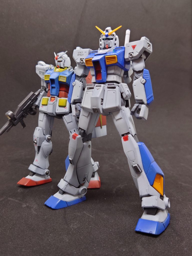 ガンダムはマイナーチェンジを繰り返して後期型（コアポッド装備、マグネットコーティング加工やバーニア増加…その他もろもろ）まで進化してきましたが、それらの仕様を踏まえて再設計した機体…という設定で随所にオリジンガンダムのパーツを混ぜこんでいます。