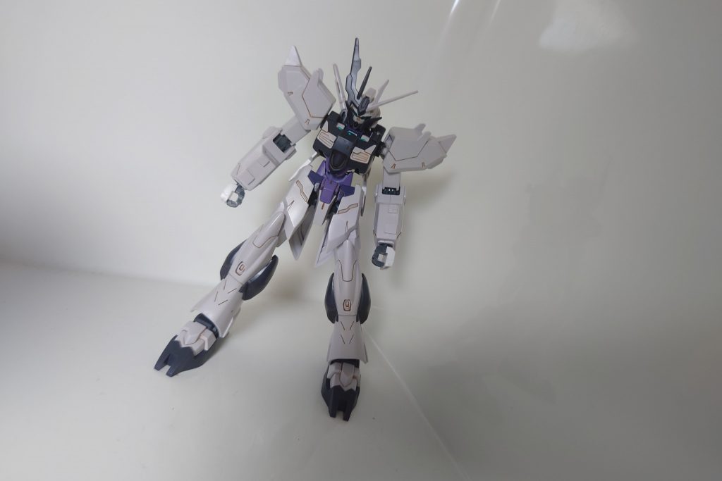 腕は、シルヴァ・バレトを使用　基本的にスミ入れはタミヤの墨入れ用塗料。組みやすく値段もリーズナブルなのだが.接続軸の弱さが目立つ。